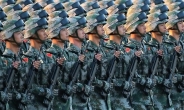 중국군, 홍콩 인접 선전 집결…유사시 ‘무력 투입’ 경고