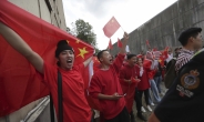 해외거주 중국인 ‘친중 반홍콩’시위 확산…알리바바 홍콩상장 연기