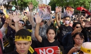 시위 참여 홍콩 여대생 “경찰에 성폭력 당했다” 공개 고발