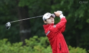 [KLPGA 선수권 2R] 박성현 “경기 너무 안풀려…부족함 많이 느꼈다” 6오버파로 탈락 위기