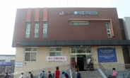 “확진자 소식에 걱정”…고양 쿠팡물류센터 직원들 검사 박차