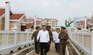 북한, 제재·수해·코로나19 삼중고에도 자립경제 노선 고수