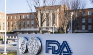 미 FDA 자문위, 화이자 백신 긴급사용 승인 권고…코로나19 탈출 분기점