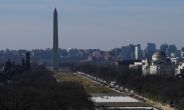 워싱턴 기념탑·13개 지하철역 폐쇄…바이든 취임 앞둔 워싱턴 ‘초긴장’