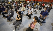 코로나 확산 태국, 방콕 이주노동자 숙소 봉쇄