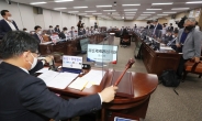 “이재명 책임” vs “전 정권 탓”…‘대장동 전쟁터’ 된 국토부 국감