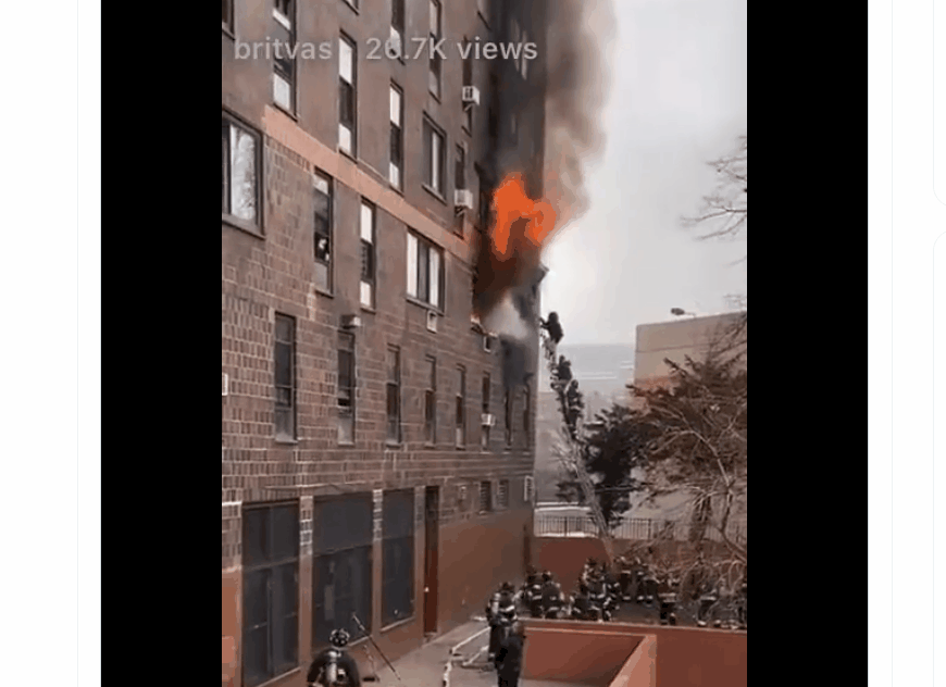 [영상]뉴욕 아파트서 큰 불…시장 “최악 화재”