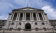 영국 중앙은행 기준금리 두 번 연속 0.5%P 인상 '빅스텝'