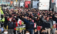 물류에 학교·병원·철도까지...솟구치는 尹정부 노동정책 '반기'