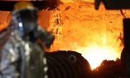중국발 호재로 철강업계 악재 개선… 비철금속 최고 유망 상품은 金 [투자360]