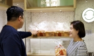 삼성웰스토리·성수동 빵집 ‘밀도’ 협업…식당서 월 9만개 팔려
