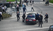 친러 슬로바키아 총리 총격당해…용의자 현장서 체포