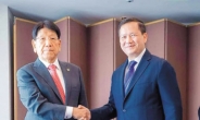 최용선 한신공영 회장, 캄보디아 총리와 사업 논의