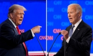 바이든·트럼프, 토론 후 첫 유세…‘고령 리스크’ vs. ‘막말’