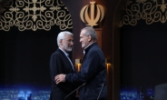 “서방 관계 정상화” vs “굴욕 아닌 힘” 핵합의 두고 이란 대선 후보 충돌
