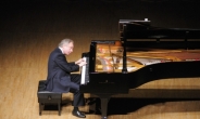 안드라스 쉬프의 베토벤 소나타…23일 피아노 리사이틀