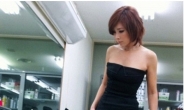 정다연, ‘블랙 초미니+화이트 트레이닝복’ S라인 몸매 과시
