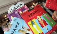 Spanx squeezes into tony shopping malls
