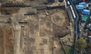 지름 27m 신라왕릉 만한 크기…청동기시대 원형 고인돌묘 발견