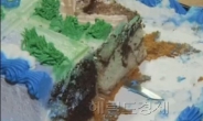 유명 마트 케이크에 칼 조각이…‘경악’