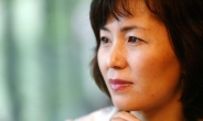 英 옵저버誌 공지영 인터뷰, ‘변혁의 열망과 도덕적 예민함으로 유명한 한국의 베스트셀러작가’
