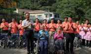 한국동서발전, 노인 요양시설에 휠체어 전달
