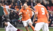 네덜란드 라트비아…히딩크 살린 6-0