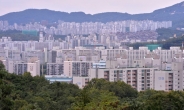 벌어지는 매매와 전세 온도차…서울 아파트값 보합
