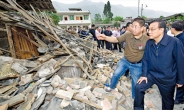 양쯔강 여객선 침몰…즉각 현장으로 달려간 리커창 총리