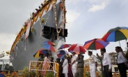 인도, 중국 해군력 견제...‘잠수함 킬러’ 전투함 도입