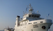 아시아 최대 발굴인양선(?)…1년중 230일 운행 중단