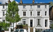 드디어 떨어지는 런던 고급 주택 가격, 2008년 이후 거래량 최저