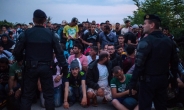 EU 정상회의, 난민 대책 일단 돈문제부터 합의…슬로바키아는 소송