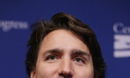 캐나다 40대 총리 예정자 “남녀 동수 내각, 反 IS 전투기 철수, 시리아 난민 두배 수용”