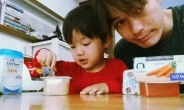 리키김, 귀여운 아들 태오와 식사시간 인스타그램에 사진 공개