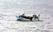 아프리카 난민 200명, 스페인 밀입국 시도…2명 물에 빠져 숨져