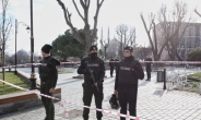 터키, 이틀만에 또 폭탄테러…차량폭탄 경찰서 들이받아 5명 사망