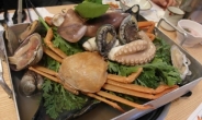 광주 첨단 맛집 ‘대게수산&한해물하네’의 직접보고 고른 싱싱한 해산물