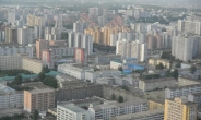 북한, 공급과잉으로 평양시내 고급 아파트 가격 폭락