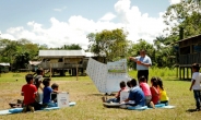 삼성전자, 중남미 오지 어린이 위한 신개념 이동형 교육솔루션 공개