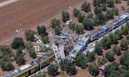 이탈리아 통근열차 사고…23명 사망 35명 부상