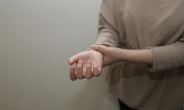 [가사노동 주의보 ②] 40~60대 여성 ‘손목터널증후군’ 가장 취약