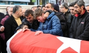 IS, 이례적으로 터키 공격 인정…테러 관련자 8명 체포