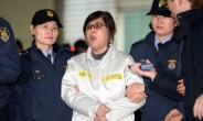 ‘대성통곡’ 최순실, 박 전 대통령 소환날도 재판