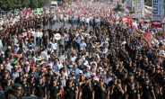한국 촛불집회 터키로 수출? 터키 “대통령 물러나라” 대규모 비폭력 시위