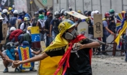 ‘일촉즉발’ 베네수엘라…정부 “개헌 강행” vs 야권 “48시간 총파업”