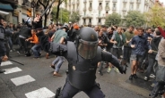 카탈루냐 독립투표 시민ㆍ경찰 충돌…양측 수백명 부상