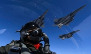 동해상서 美 F-18 전투기-러 전략폭격기 ‘충돌 위기’