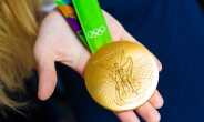 시드니올림픽 금메달, 생활고로 경매...6,200만원에 낙찰