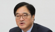 개헌에 묶인 전안법…우원식 “한국당에 성난 민심 돌아갈 것”